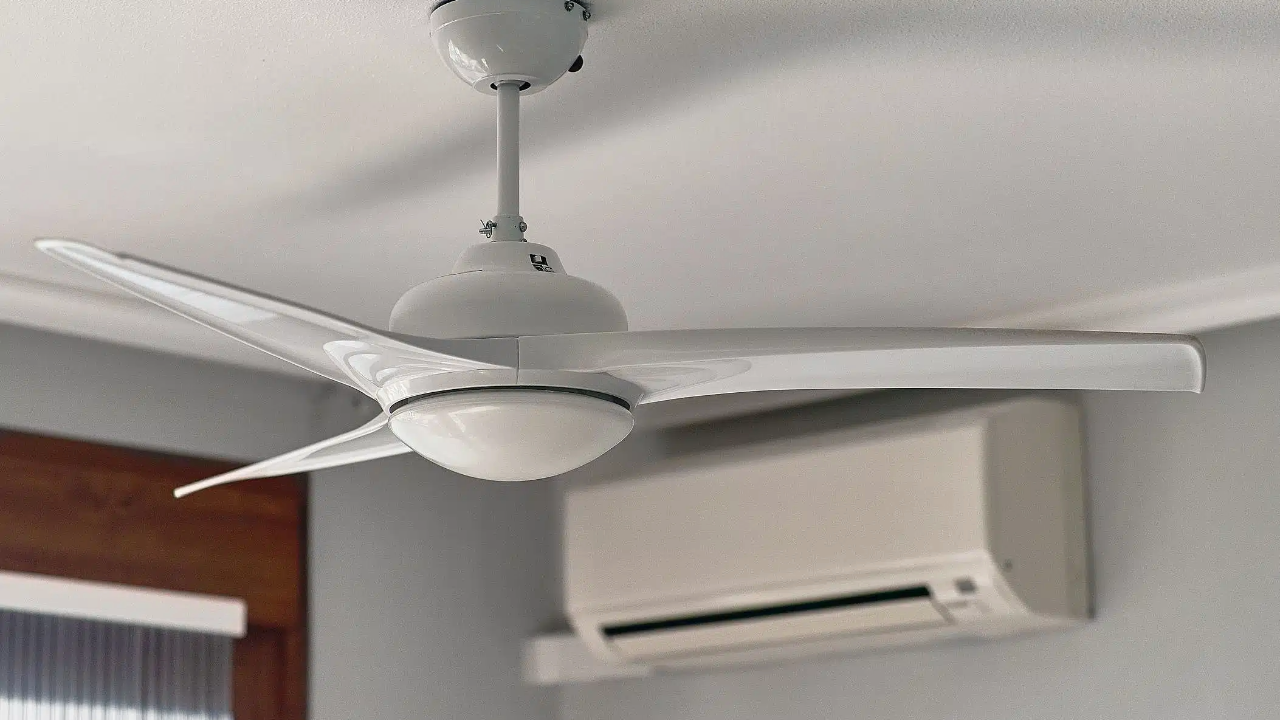 Climatisation et ventilateur : lequel compense le plus la chaleur ?